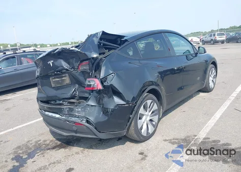 2024 Tesla Model Y Long Range Dual Motor All-Wheel Drive from USA, damaged, VIN 7SAYGDEE1RA235502